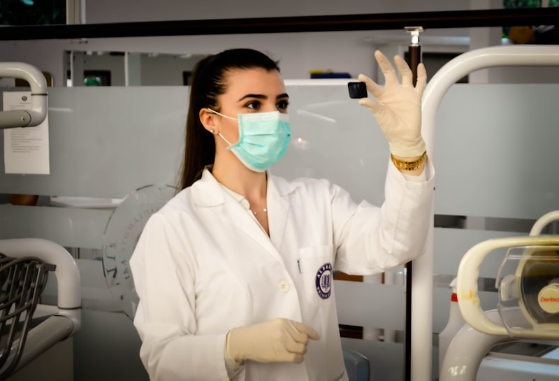 Dr. Sarah Lee