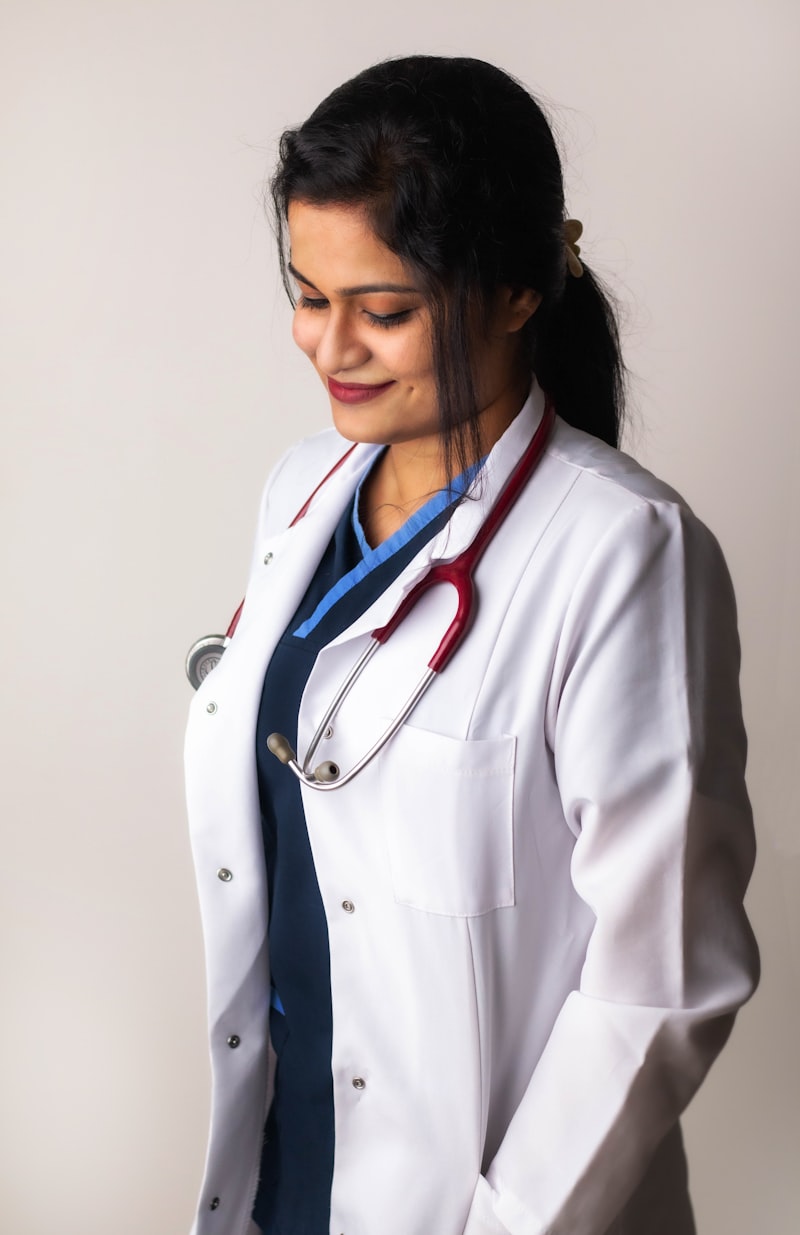 Dr. Elena Ruiz
